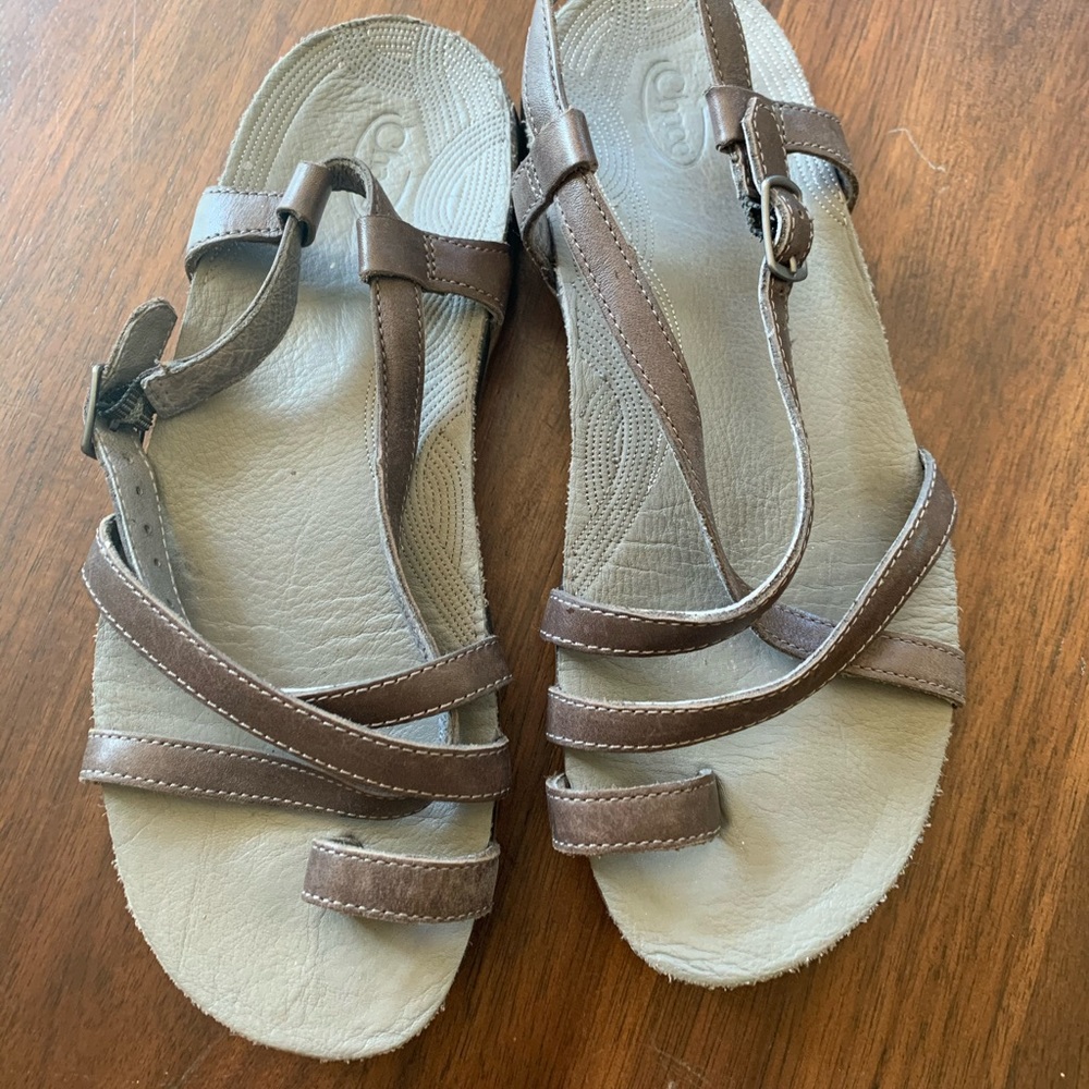 Women’s size 7 Chacos